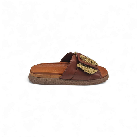 Sole - Ciabatta in pelle nappa rhum - oro - fashion