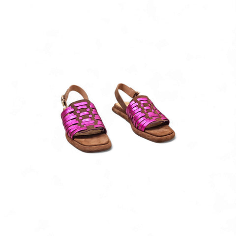 Mara - sandalo in pelle color daino e fucsia