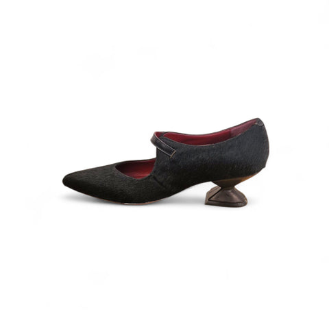 Linda - décolletè con cinturino cavallino nero